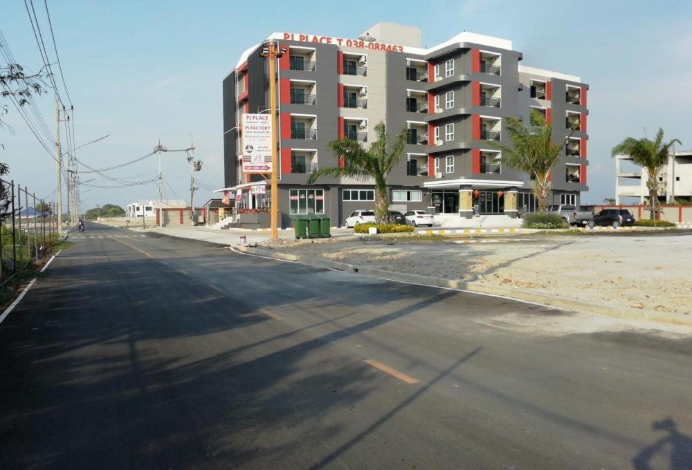 Pj Place Chachoengsao Exteriör bild