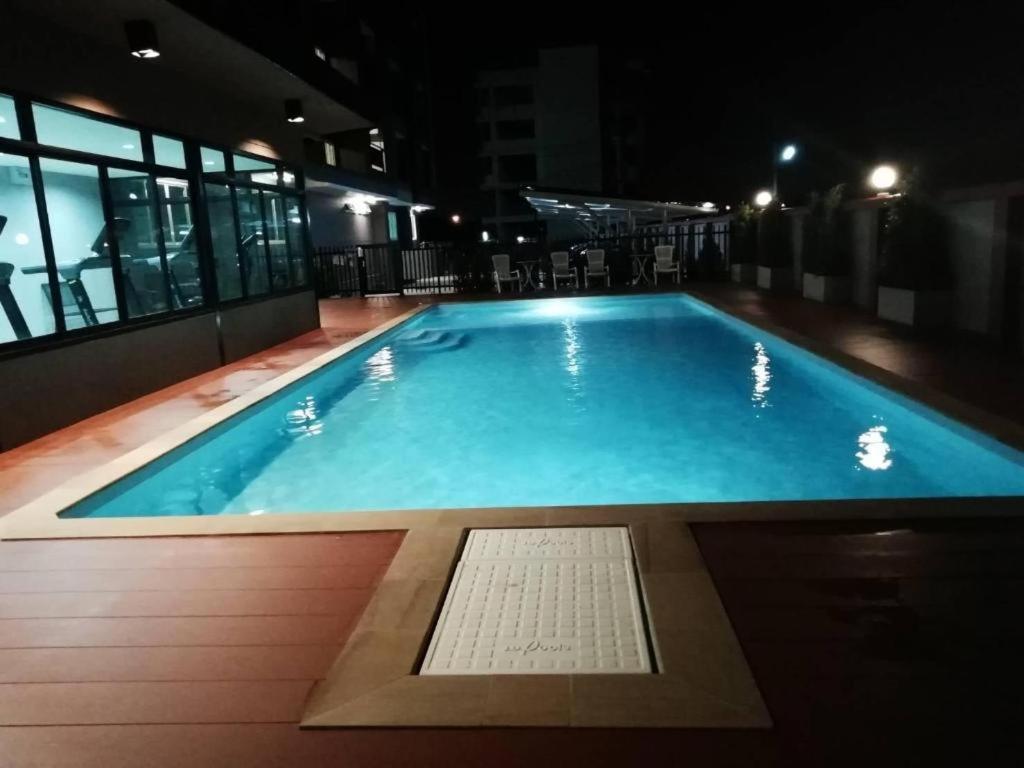 Pj Place Chachoengsao Exteriör bild