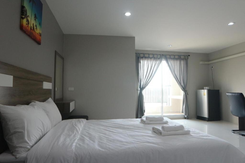 Pj Place Chachoengsao Exteriör bild